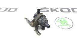Дополнительная помпа Skoda Octavia 2010 1K0965561F A5 (1Z) 1.4 CAXA