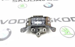 Опора МКПП Skoda Octavia RS 2013 5Q0199555AD A7 (5E) 2.0 CUPA