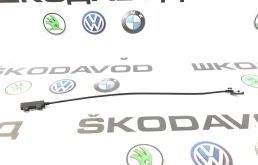 Трос замка капота Skoda Octavia 2015 5E0823531A A7 (5E) 2.0 CKFC