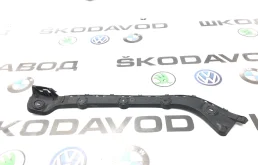 Направляющая бампера Skoda Octavia 2015 5E5807393 A7 (5E) 2.0 CKFC, задняя левая