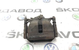 Суппорт тормозной Skoda Octavia 8V0615123 A7 (5E) 2.0 CKFC, передний левый