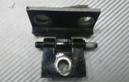 Петля двери верхняя Volvo S60 1998-2006 30784905, задняя левая