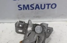 Замок капота Volvo C30 30716529