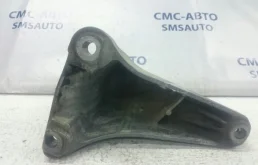 Кронштейн ДВС Audi Q7 7L8199308A