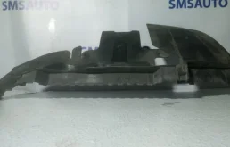 Воздуховод Audi A6 4F0121284C 4F, правый