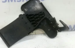 Крюк капота Audi A8 4E0823485B D3