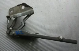 Петля капота Audi A8 2006-2008 4E0823301E D3 3.2 BKP, передняя левая