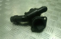 Корпус термостата Volkswagen Passat 2005-2007 06F121111F B6 2.0T BWA