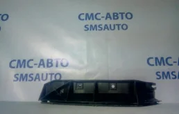 Кронштейн бампера под фонарь Volvo S40 2005-2007 30655998 2.4 B5244, задний левый