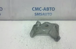 Кронштейн опоры АКПП Audi A4 -2009 4E0399114AF B7 2.0 ALT, правый