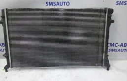 Радиатор охлаждения ДВС Volkswagen Passat 2006-2008 1K0121253AC B6 2.0