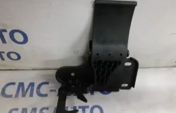 Крюк капота Audi A8 4E0823485B S8 5.2