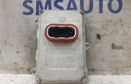 Блок управления фарой Audi A6 Allroad 4F0941329B C6 3.2, передний