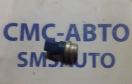 Датчик температурный VOLKSWAGEN Passat 8D0959481