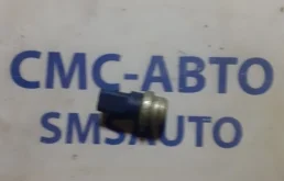 Датчик температурный VOLKSWAGEN Passat 8D0959481