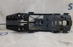 Кронштейн ручки двери Volkswagen Tiguan 5N0837885G 2.0T