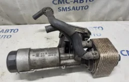 Корпус масляного фильтра Volkswagen Golf 038115389C