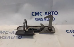 Крюк капота Volkswagen Tiguan 1K0823480 2.0T