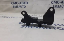 Кронштейн воздушного фильтра Volvo S40 2008-2012 30650770 С40 2.4