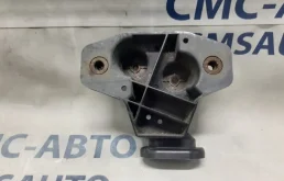 Кронштейн бампера Mercedes-Benz ML A1648800130 W164 3.0D, задний левый