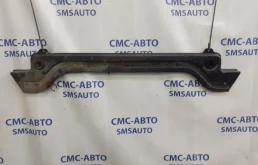 Кронштейн радиатора Mercedes-Benz ML A1646201034 W164 3.0D