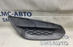 Решетка ПТФ Volvo S60 31294130 С60 1.6T, передняя правая
