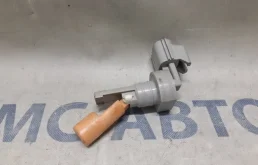 Датчик уровня бачка омывателя Volvo S60 31253222 С60 1.6T