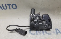 Замок капота с датчиком Audi A6 4G0823509C C7 2.8