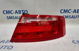 Фонарь на крыло Audi A5 2008-2011 8T0945096 8K 3.2, правый