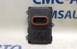 Блок управления фарой Volkswagen Touareg 8U0941329 NF 3.0