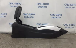 Подлокотник Audi Q5 8R0864207F 8R 3.0TD, передний