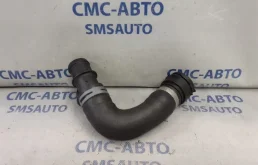 Патрубок охлаждения Audi Q5 8K0121056R 8R 2.0T