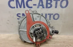 Вакуумный насос Audi A6 2010 06E145100M C6 2.8