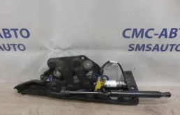 Петля капота Audi A8 2012 4H0823302F D4 3.0 CGW, правая