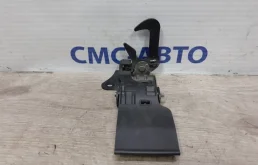 Крюк капота Audi A8 2012 4H0823485C D4 4.2 CDR