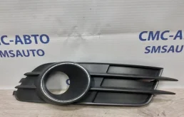 Решетка бампера Audi A6 2012 4G0807682H9B9 C7 2.8 CHV, передняя правая