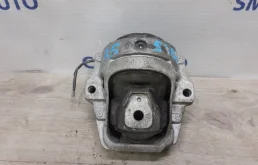 Опора ДВС Audi Q5 8R0199381 8R 2.0T