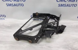 Кронштейн радиатора Audi A7 2012 4G8121261A C7 3.0 CGW, левый