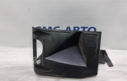 Кронштейн бампера под форсунку Volvo S80 2012 30698126 С80 3.0, передний левый