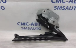 Петля капота Audi A8 4H0823302J D4 3.0 CRE, правая