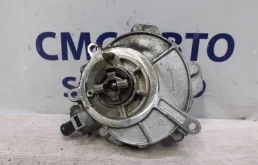 Вакуумный насос Audi A6 06E145100R C7 3.0 CGW