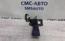 Крюк капота Audi A5 8T0823480 8T 2.0T CDN