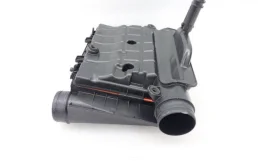 Корпус воздушного фильтра для Skoda Rapid 2023 года на фотографиях