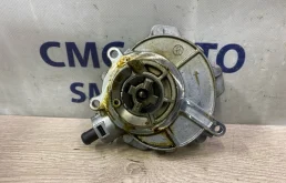 Вакуумный насос Volkswagen Touareg 06E145100R NF 3.0 CGE