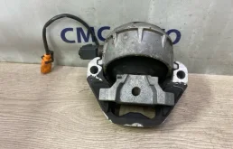 Опора ДВС Audi A6 2014 4G0199381 C7 2.0T CDN, левая