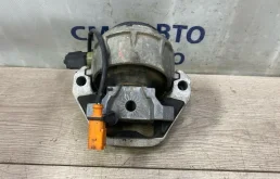 Опора ДВС Audi A6 4G0199381QA C7 2.0T CYP, правая