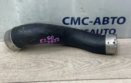 Патрубок интеркулера Mercedes-Benz E-Class A2045284682 C207 274.920, правый