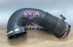 Патрубок воздушный Audi A6 4G0129615H C7 2.0 CYP