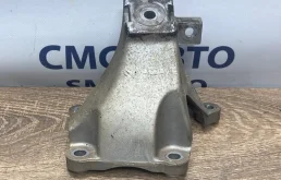 Кронштейн ДВС Audi A6 2009 4F0199308N C6 3.0 CAJ, правый
