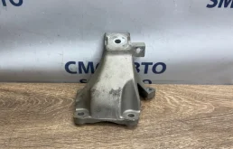 Кронштейн ДВС Audi A6 4F0199308N C6 3.0 CAJ, передний правый